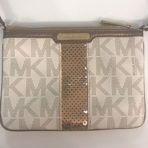 Michael Kors crossbody bag/clutch - like new